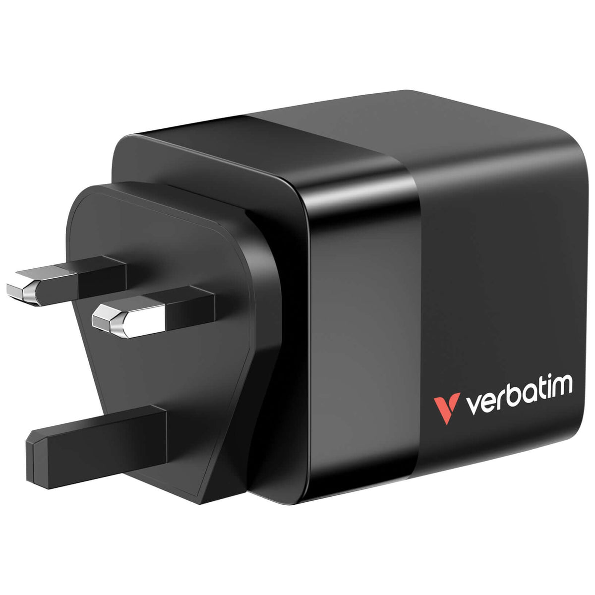 Verbatim 3-Port 65W GaN Charger with Retractable Cable & LED display close-up view