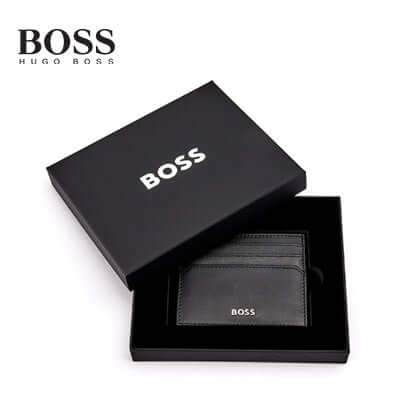 Hugo Boss Card holder Classic Smooth in black box with brand logo, perfect as a Corporate Gift.