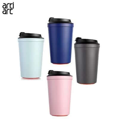 Artiart Idea Cafe cups in light blue, dark blue, dark grey and pink with black drinking lids