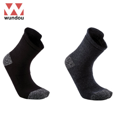 Wundou P45 Outdoor Socks | gifts shop